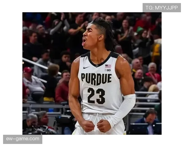 班恩挡拆更牵制防守为莫兰特拉开空间